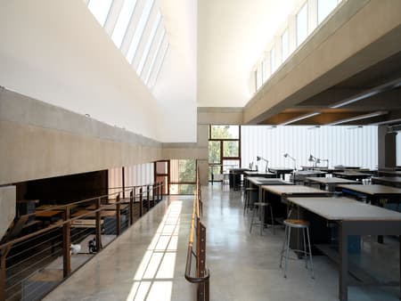 Pratt Institute, Higgins Hall Insertion