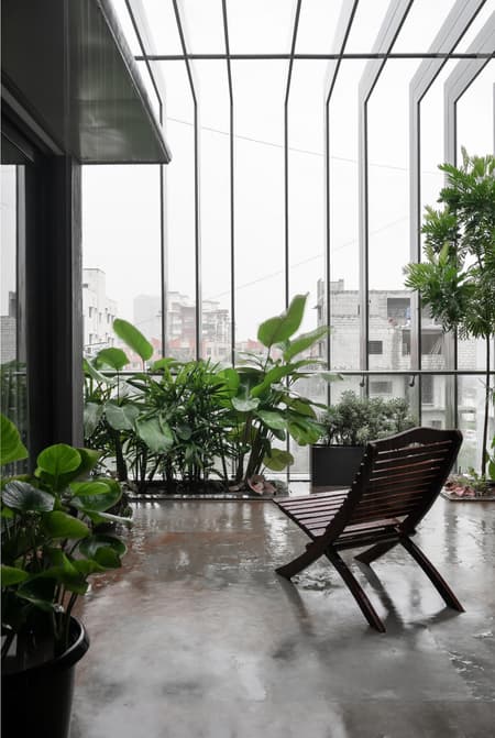 Triode Residence