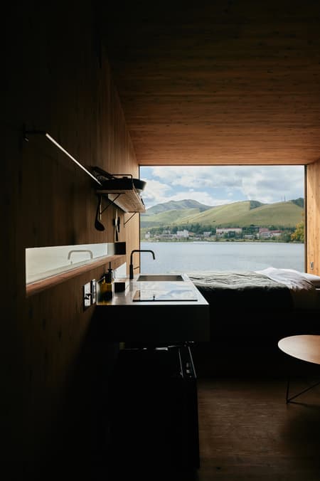 Earthboat Cave - Mobile Cabin 