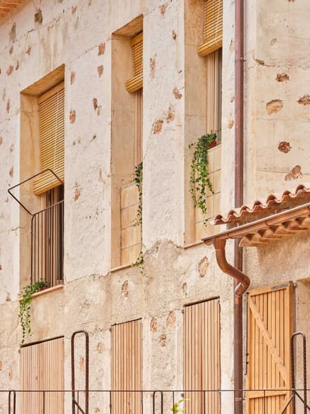 Ses Veles Housing