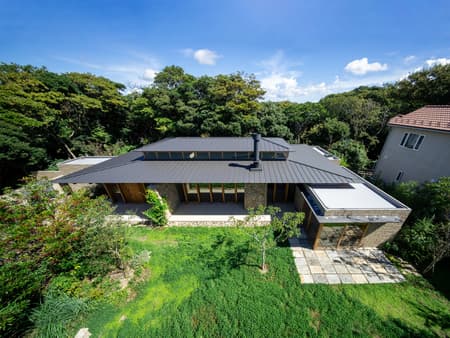 House at the Urban-Nature Threshold