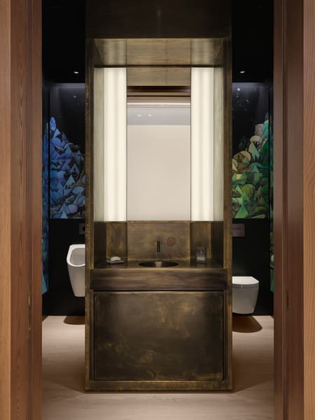 Lakeside Gallery Residence