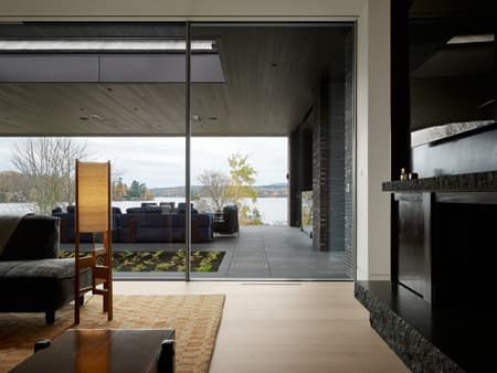 Lakeside Gallery Residence