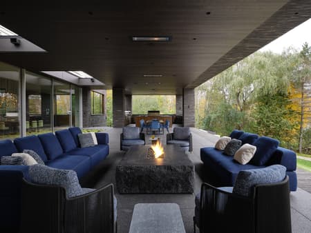 Lakeside Gallery Residence