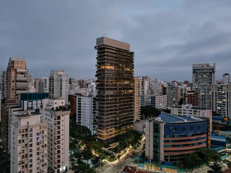 Ibaté Building