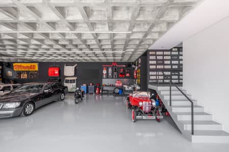 RMJ Garage