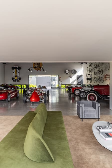 RMJ Garage