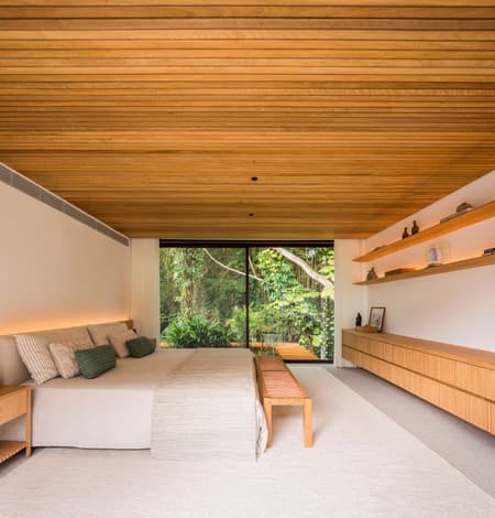 EKS Residence