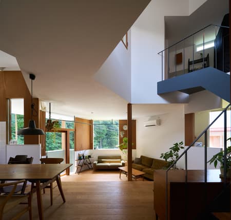 Hokusetsu Polygon House