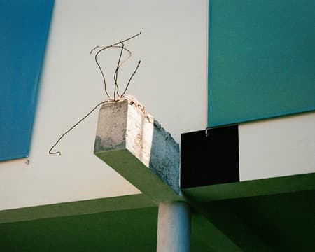 House with Many Faces 