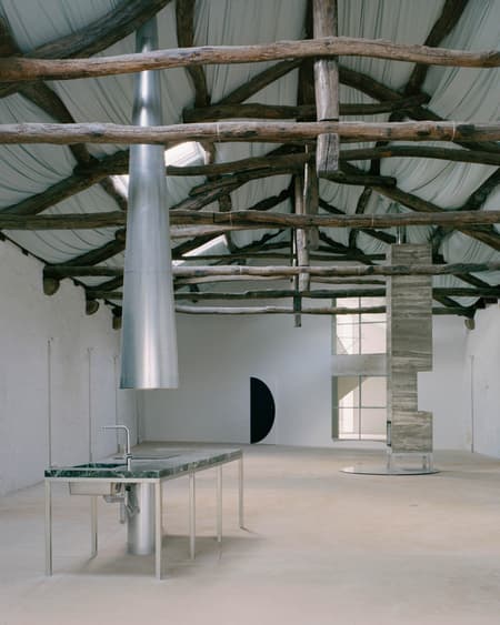 House with Many Faces 