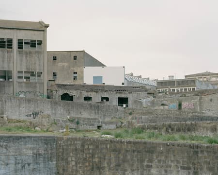 House with Many Faces 