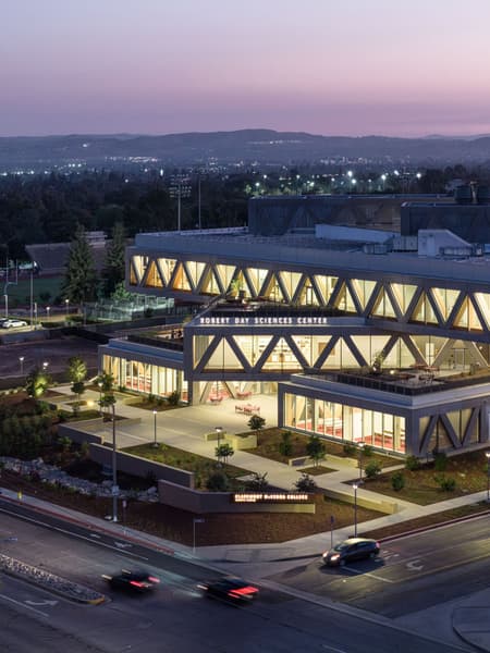 Claremont McKenna College Robert Day Sciences Center