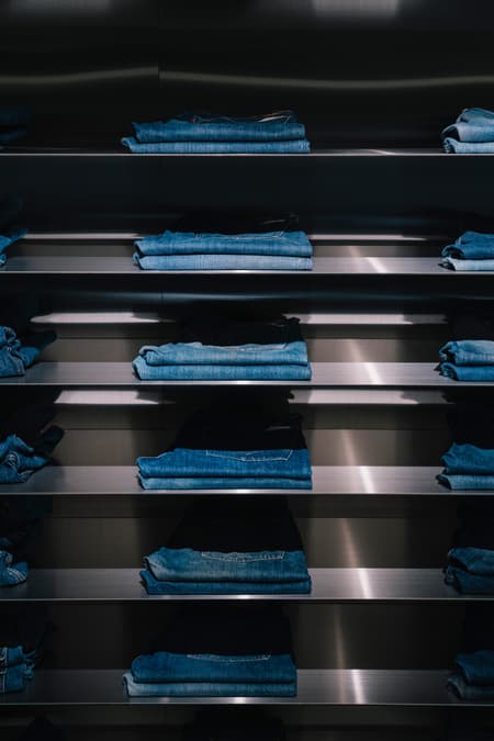 LEAD VIP Room Store