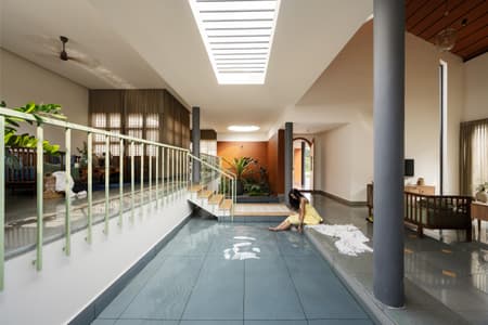 DVE: A Courtyard Home Shaped by Water and Light in Kerala