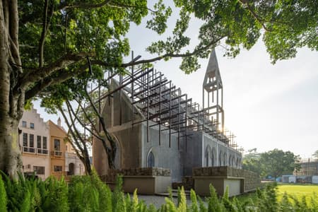 The “Old” Chaple 