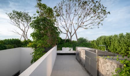 ARQ10 House
