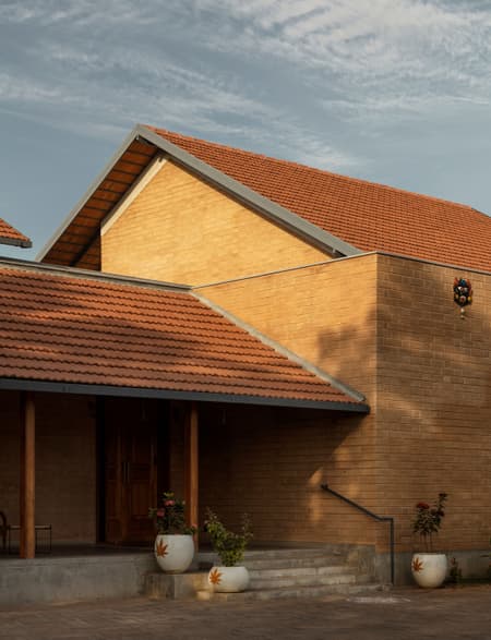 Nandivardhanam House