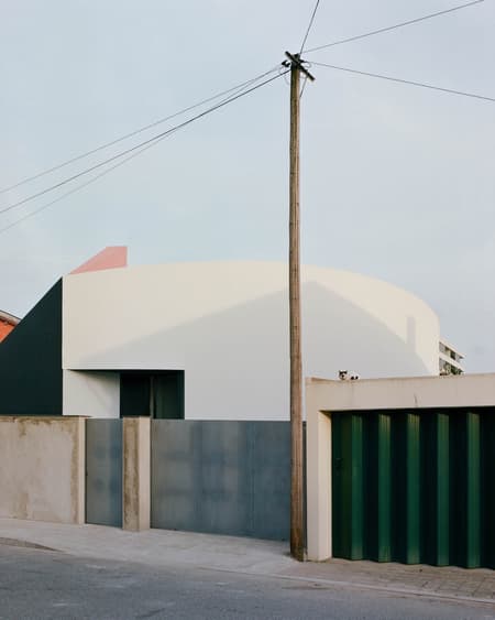 House Within Three Gestures