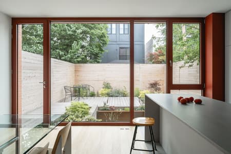 Le Petit Merlot House