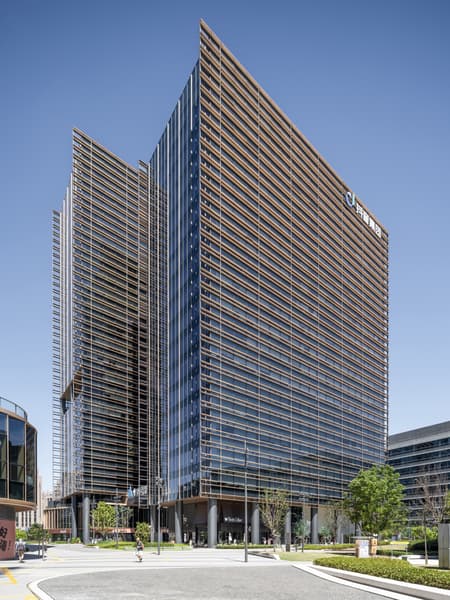 Dynamic Center for "The Springs" 