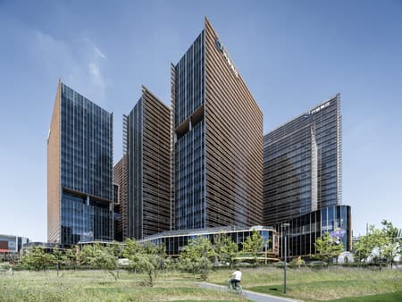 Dynamic Center for "The Springs" 