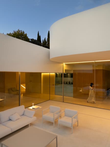 Villa 18, House in la Moraleja