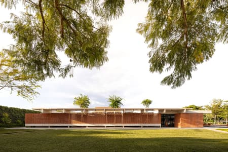 Lima House