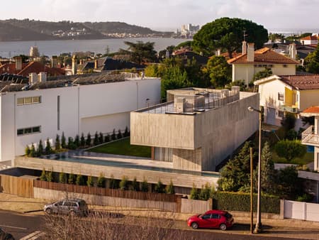 House in Restelo