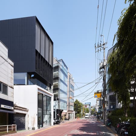 Triplet Code Sinsa Neighborhood Facility