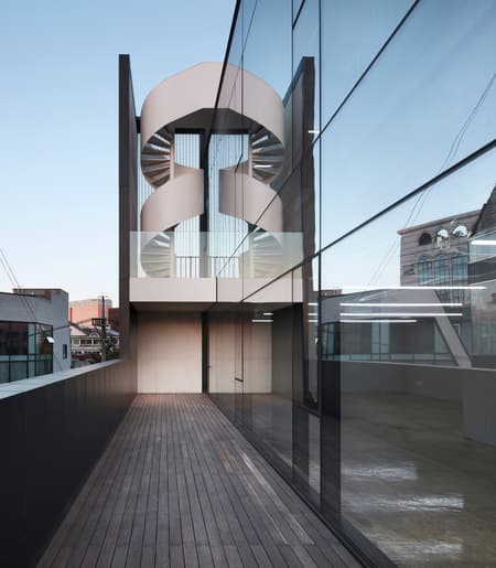 Triplet Code Sinsa Neighborhood Facility