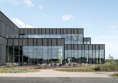Cobot Hub