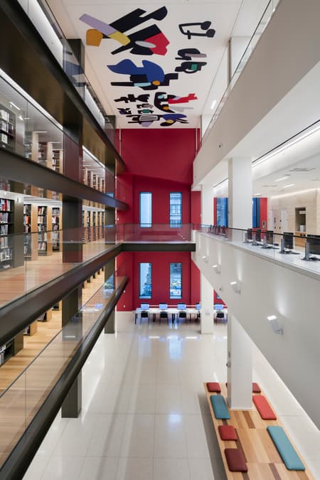The Stavros Niarchos Foundation Library