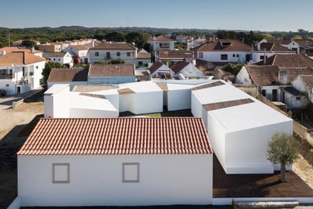 Patio do Meco House