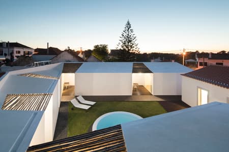 Patio do Meco House