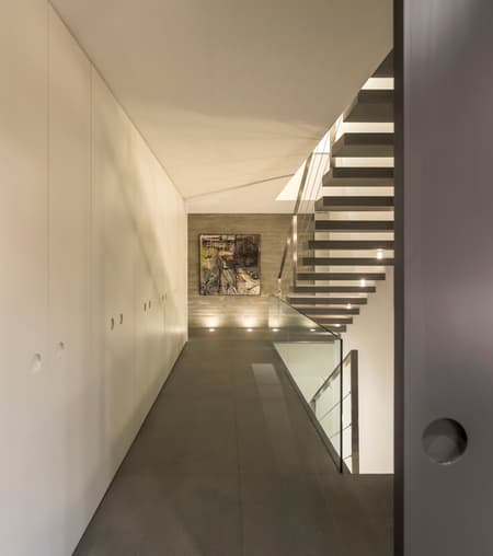 3V House 