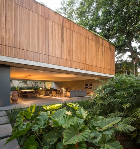 3V House 