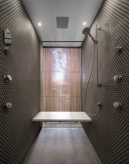 3V House 