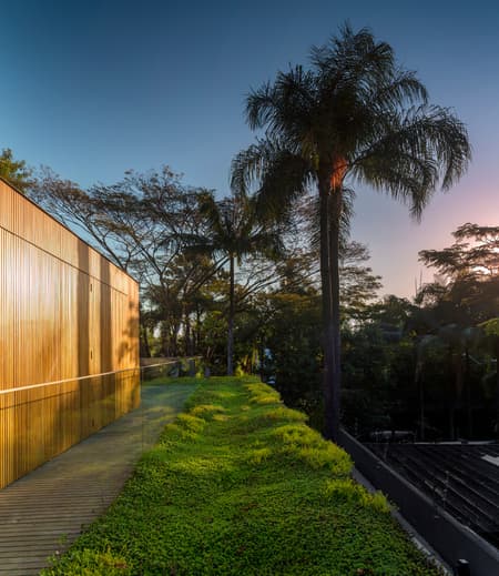 3V House 