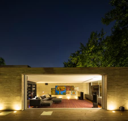 3V House 