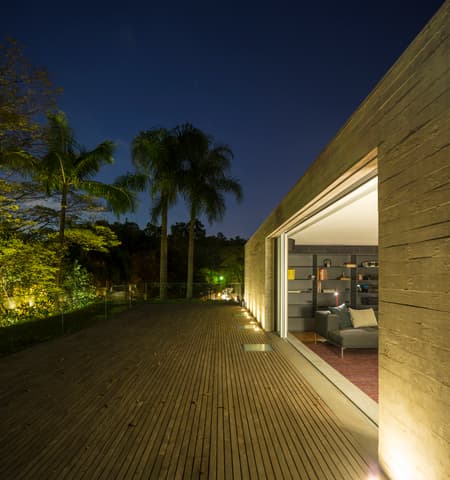 3V House 