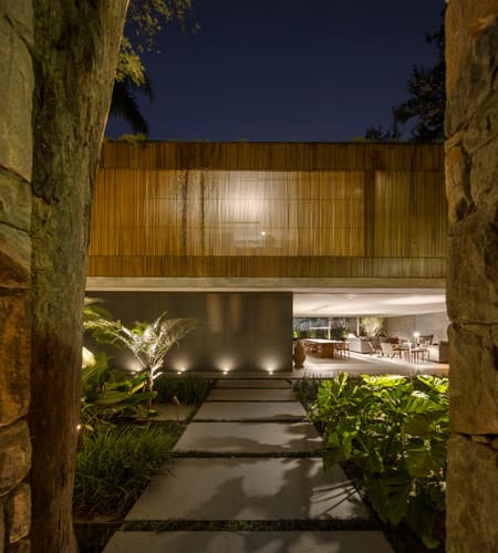 3V House 