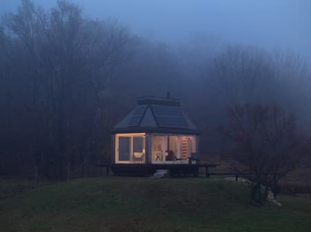 Cabin Devín