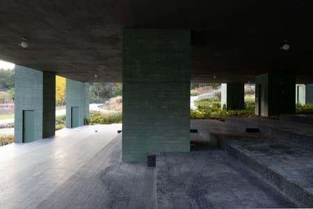 REST Garden Restaurant 