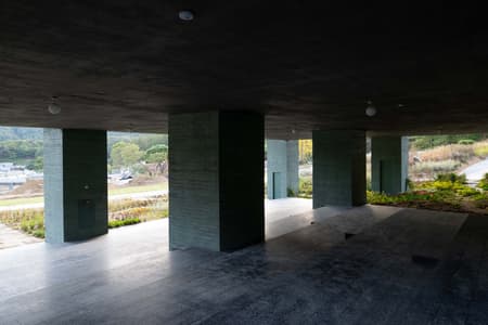 REST Garden Restaurant 