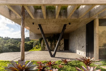 House 258