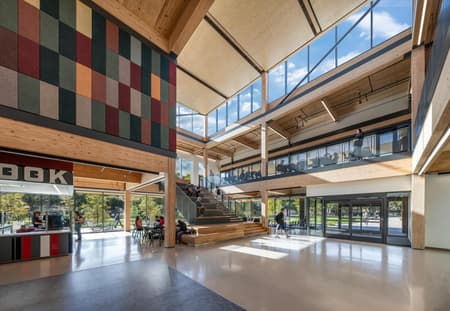 Retail, Auxiliary, and Dining (RAD) Center at the University of Houston