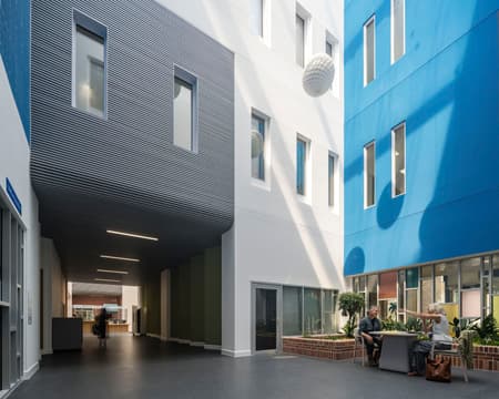 Springfield University Hospital