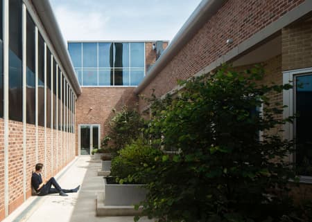 Springfield University Hospital