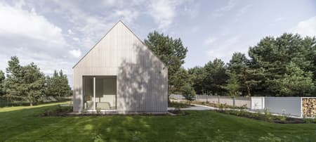Kownatki Lake House
